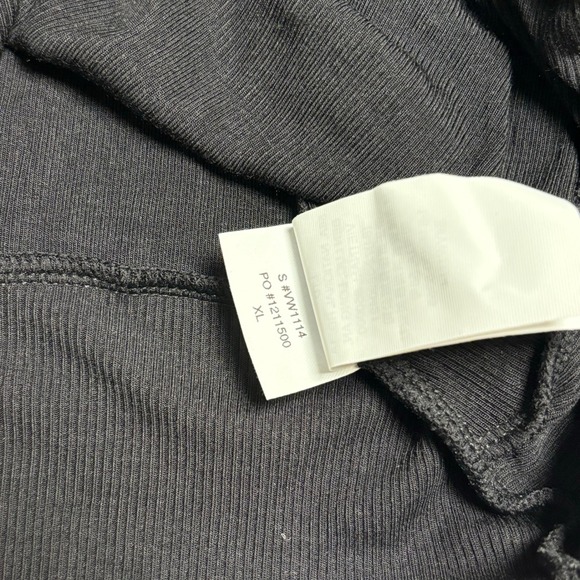 Vuori Womens Long Sleeve Cove Twist Tee Size XL Black Ribbed Athleisure VW1114 - Picture 11 of 12